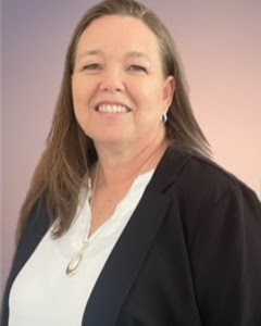 Veean Riggs, Customer Service Manager